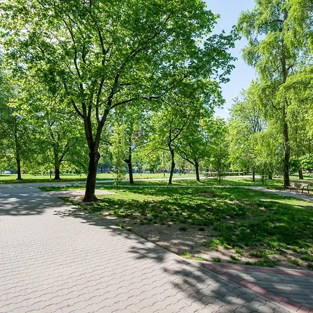 Downtown Serenity By Bookinghost شقة وارسو