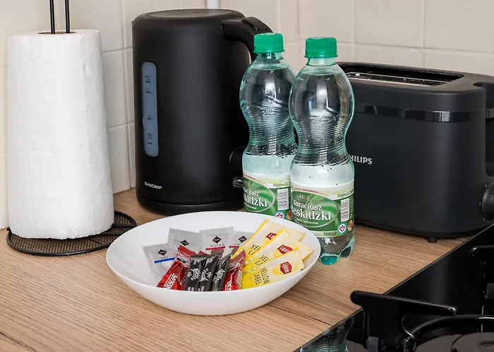 Downtown Serenity By Bookinghost * وارسو